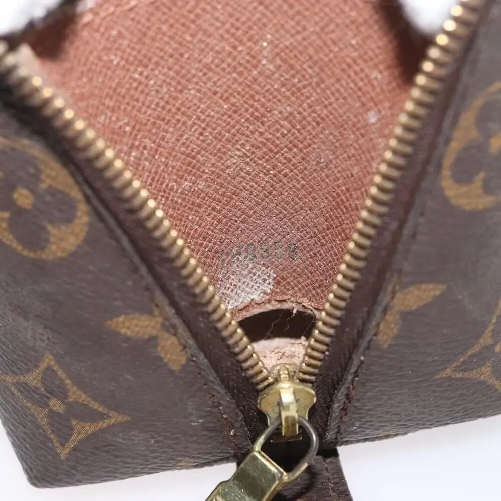 Louis Vuitton height width